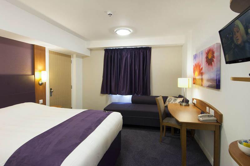 Premier Inn Kilmarnock Kültér fotó